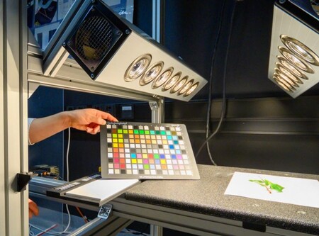 Spectral Imaging and its Applications